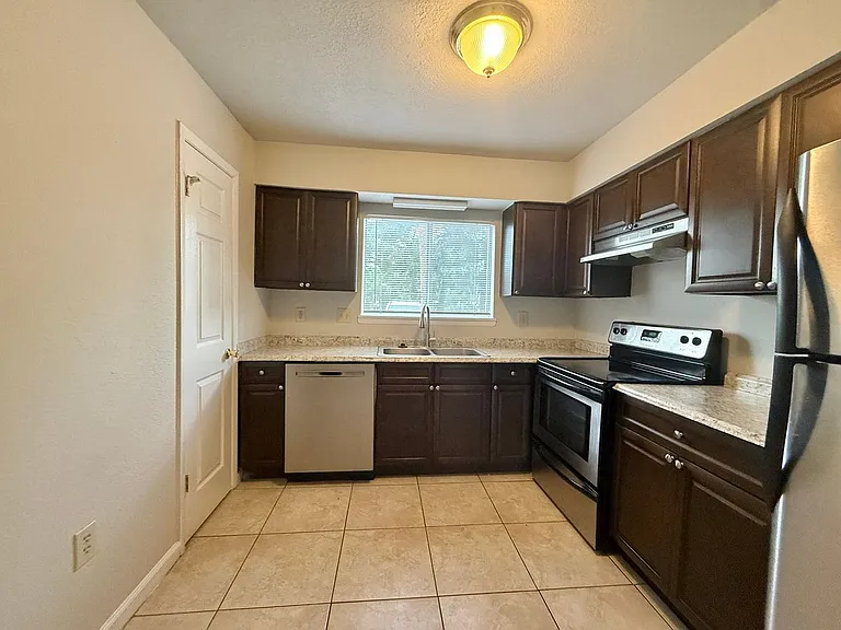 4117 S Semoran Blvd #22 — Photo 9