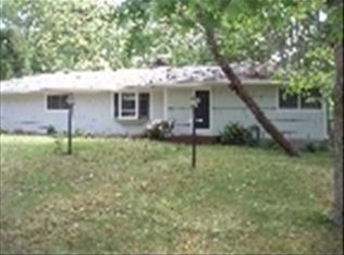 118 Old Stone Hwy, East Hampton, NY 11937