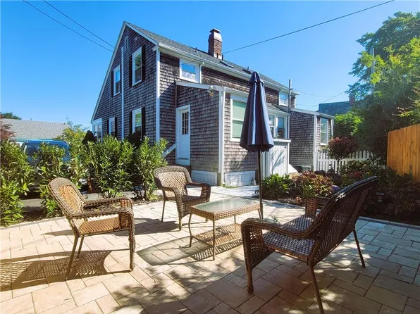 18 Palmer St, Newport, RI 02840