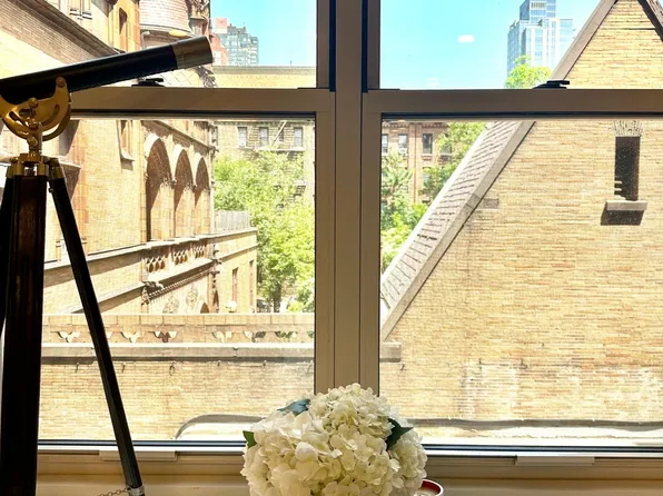 309 East 87th Street image 4 of 13