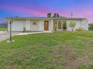804 Bougainvillea Rd E, Lehigh Acres, FL 33936
