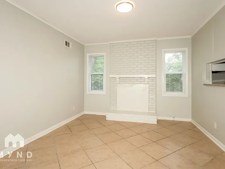 8206 Whitehead Dr — Photo 7