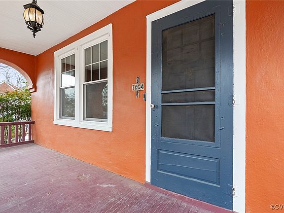3rd image of 7504 Wentworth Ave
