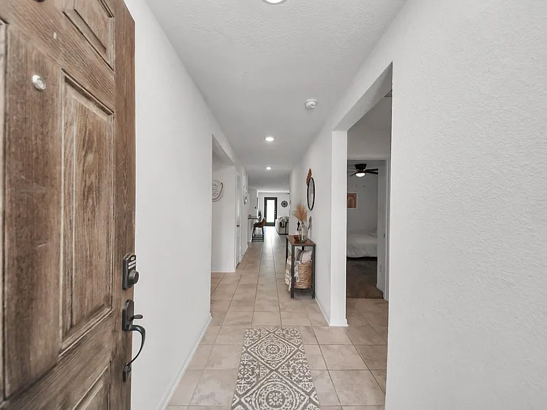 1509 Portola Dr — Photo 4