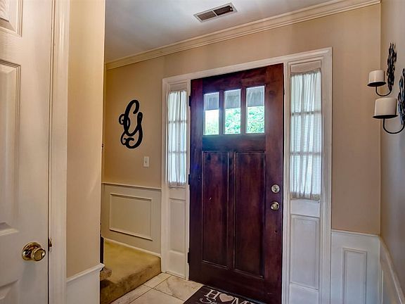 4th image of 7602 Countryview Dr