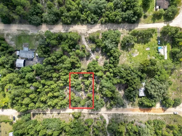 108 Dave St #10, Interlachen, FL 32148