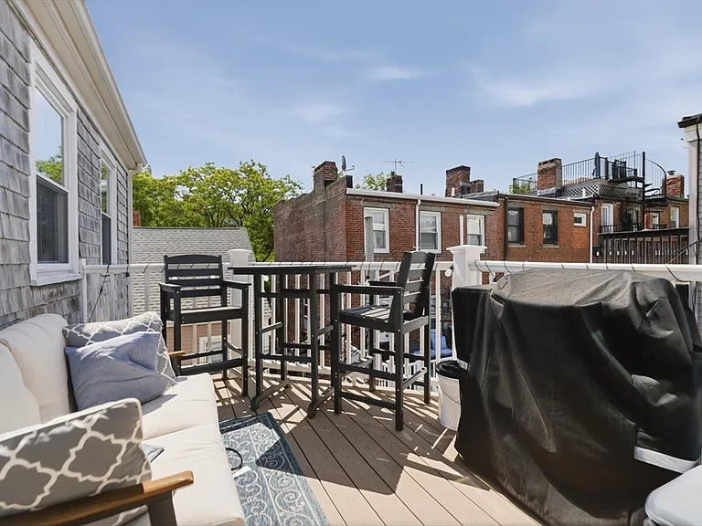 33 Mystic St #3 — Photo 11