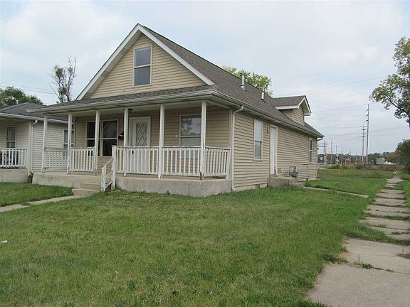 2nd image of 2601 Holland St