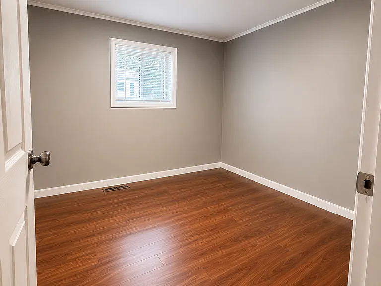 1465 Roy Rd — Photo 10
