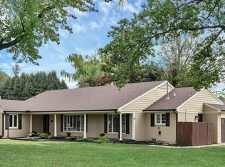 28 S Colonial Ct, Wichita, KS 67207