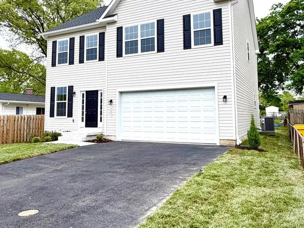 725 220th St, Pasadena, MD 21122