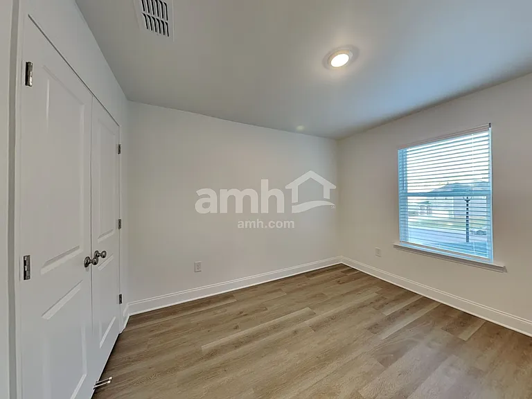 910 Carnelian Ln — Photo 15