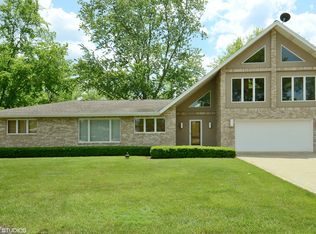 2351 Dawson Ct, Riverwoods, IL