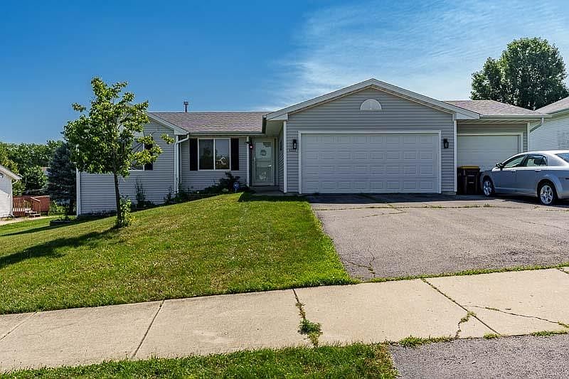 1st image of 4222 Sunbury Dr