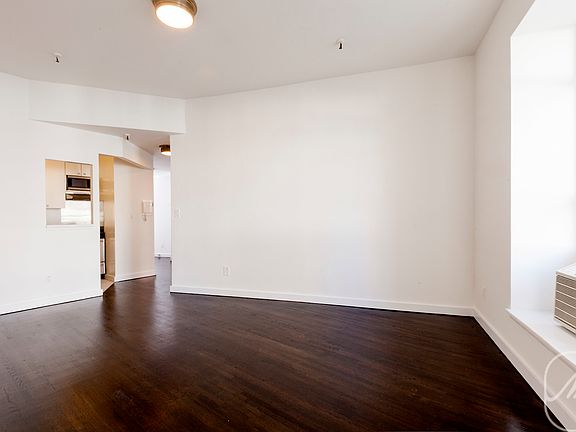 2nd image of 127 4th Ave APT 4D