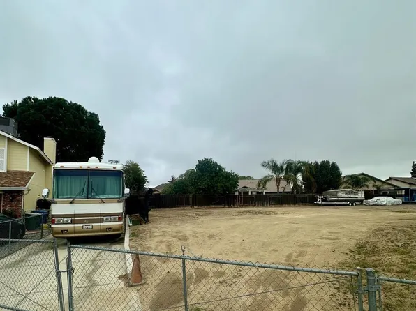 11401 Jimrik Ave, Bakersfield, CA 93312