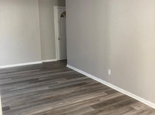 2600 Hampshire Rd #8, Cleveland, OH 44106