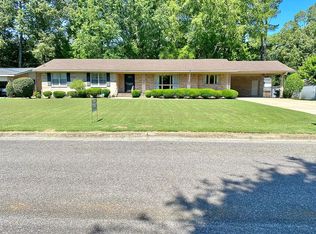 320 Manor St, Gadsden, AL 35901
