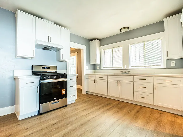 223 S Reno St — Photo 6