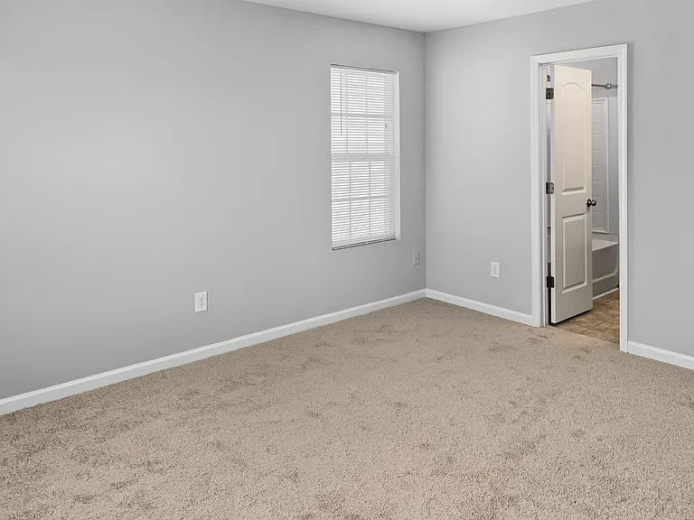 3457 Kernstown Dr — Photo 10