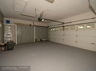 10140 SW 3rd St, Plantation, FL 33324