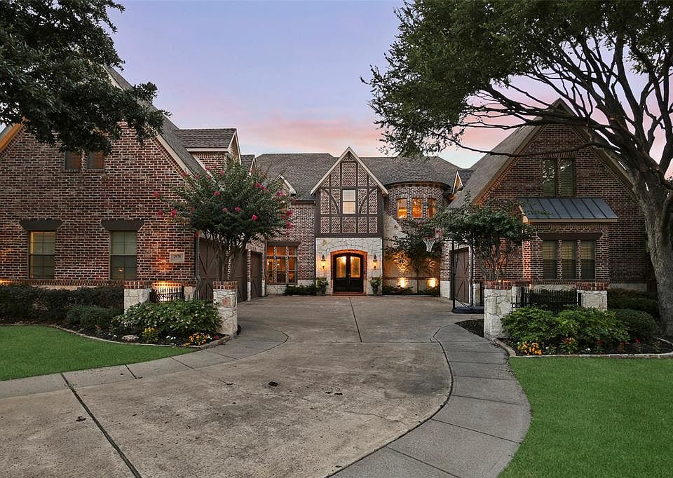 1st image of 2678 W Creek Dr
