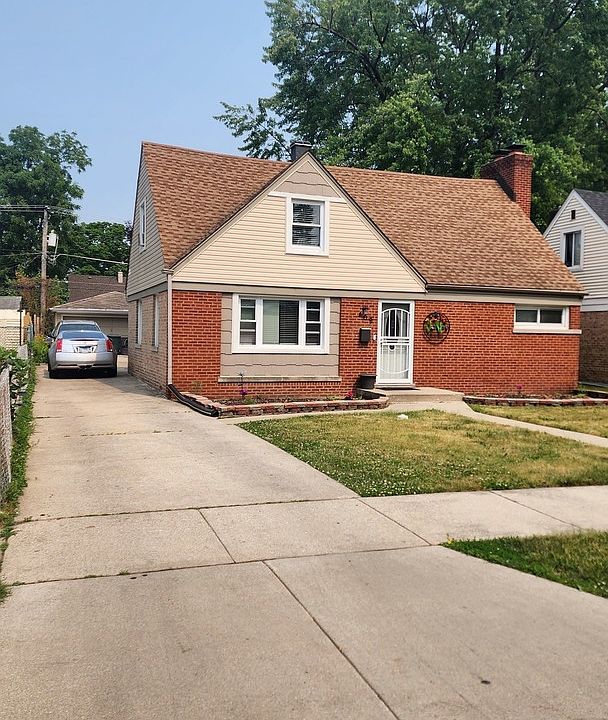 1st image of 409 Hyde Park Ave
