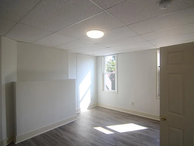 431 Rebecca Ave #2 — Photo 14