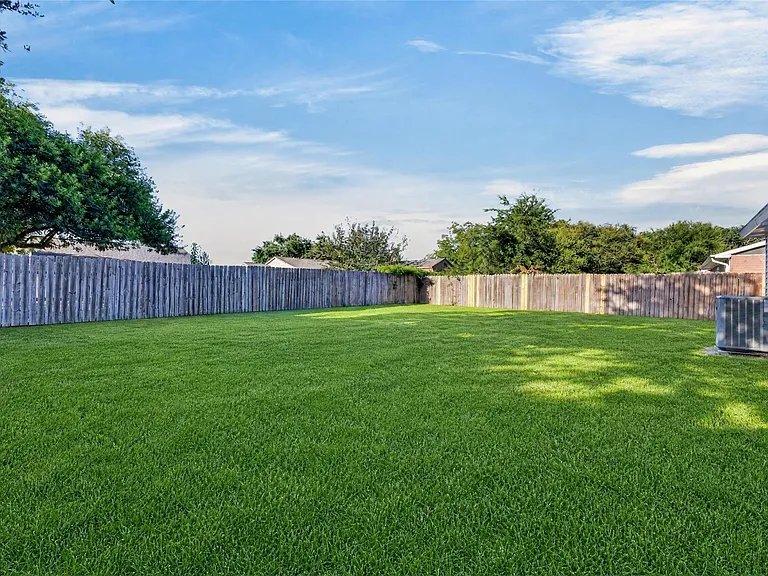 24114 Four Sixes Ln — Photo 34