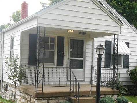 1st image of 427 Cliff Drive Pl