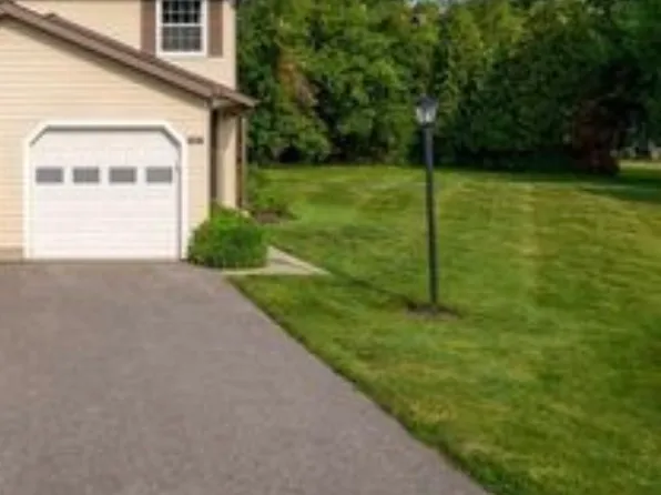 1893 Ridge Meadow Ct #1893, Twinsburg, OH 44087