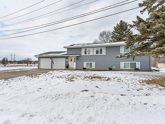 2nd image of 1224 Lenore Way