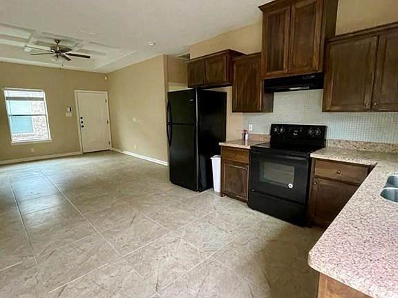 4th image of 2712 E Franklin Ave APT 3