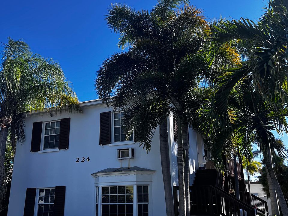 1st image of 224 Conniston Rd #2