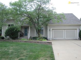10305 W 131st St, Overland Park, KS 66213