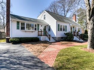 4 Brown Dr, Walpole, MA 02081