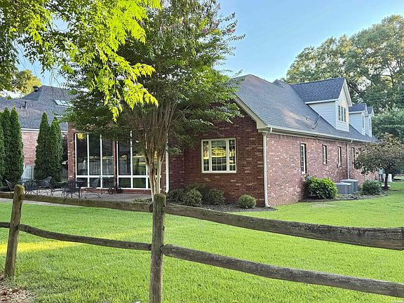 5th image of 671 Shady Grove Rd