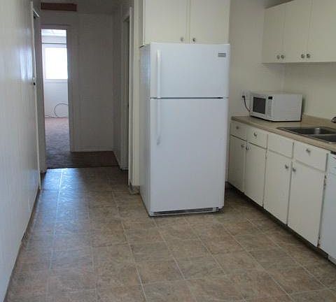 2nd image of 1816 S Columbia Ln #A