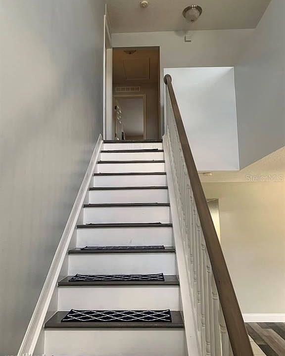 1st image of 15515R Willet Ct
