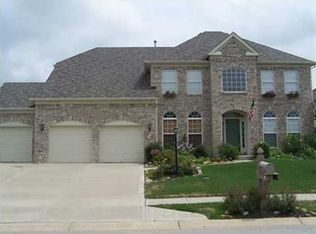 2099 Woodcreek Crossing Blvd, Avon, IN