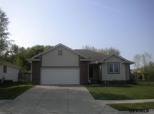 16311 Timberlane Dr, Omaha, NE 68136