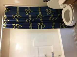 2040 University Ave APT 204, Morgantown, WV 26505