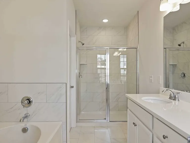 7 Leahy Dr — Photo 26
