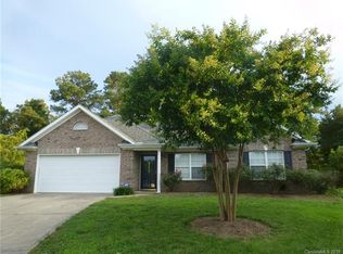 8430 Quail Hollow Dr, Harrisburg, NC 28075