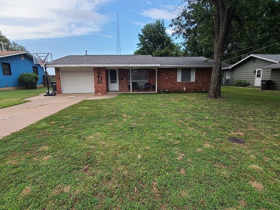 1st image of 2120 Edgemont Dr