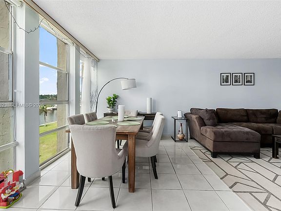 4th image of 601 Three Islands Blvd APT 304
