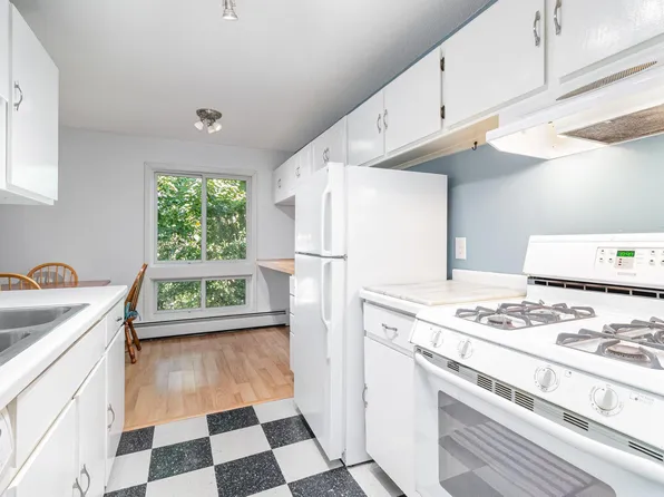 333 8th St SE APT 316, Minneapolis, MN 55414