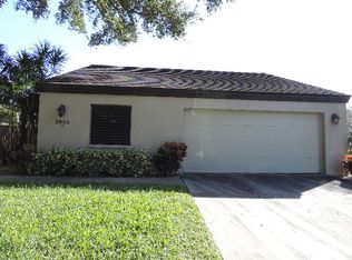 3934 Glen Oaks Manor Dr, Sarasota, FL 34232