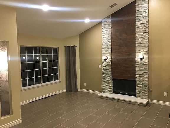 2nd image of 1426 Mouton Dr