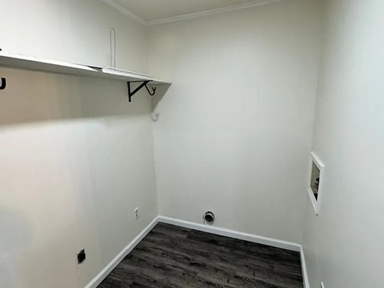2601 Hollis Dr — Photo 19